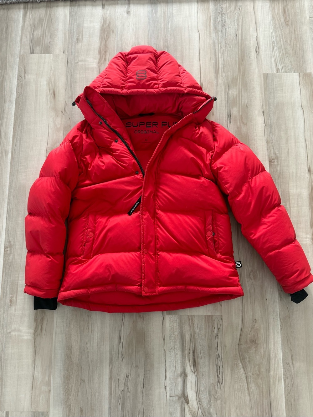 Aritzia SuperPuff Jacket - M
